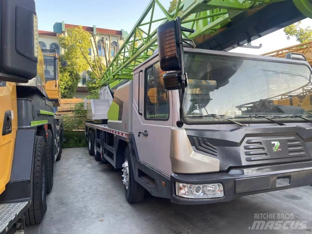 Zoomlion ZTC 251 V Grues tout terrain