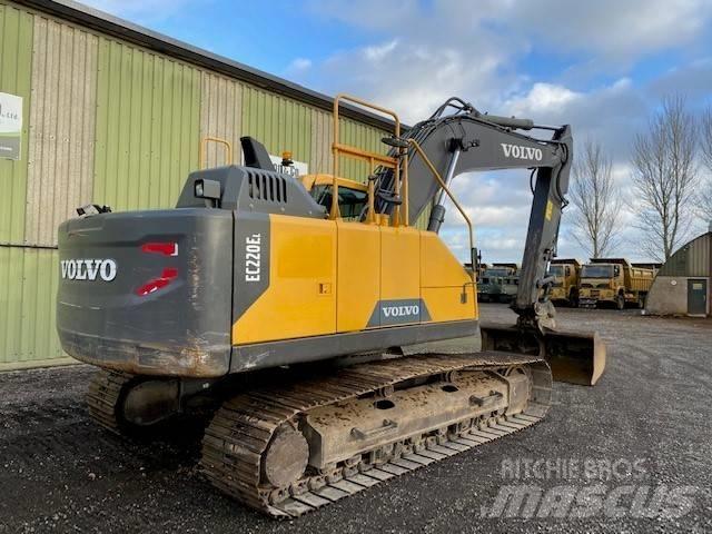 Volvo EC 220EL Pelle sur chenilles