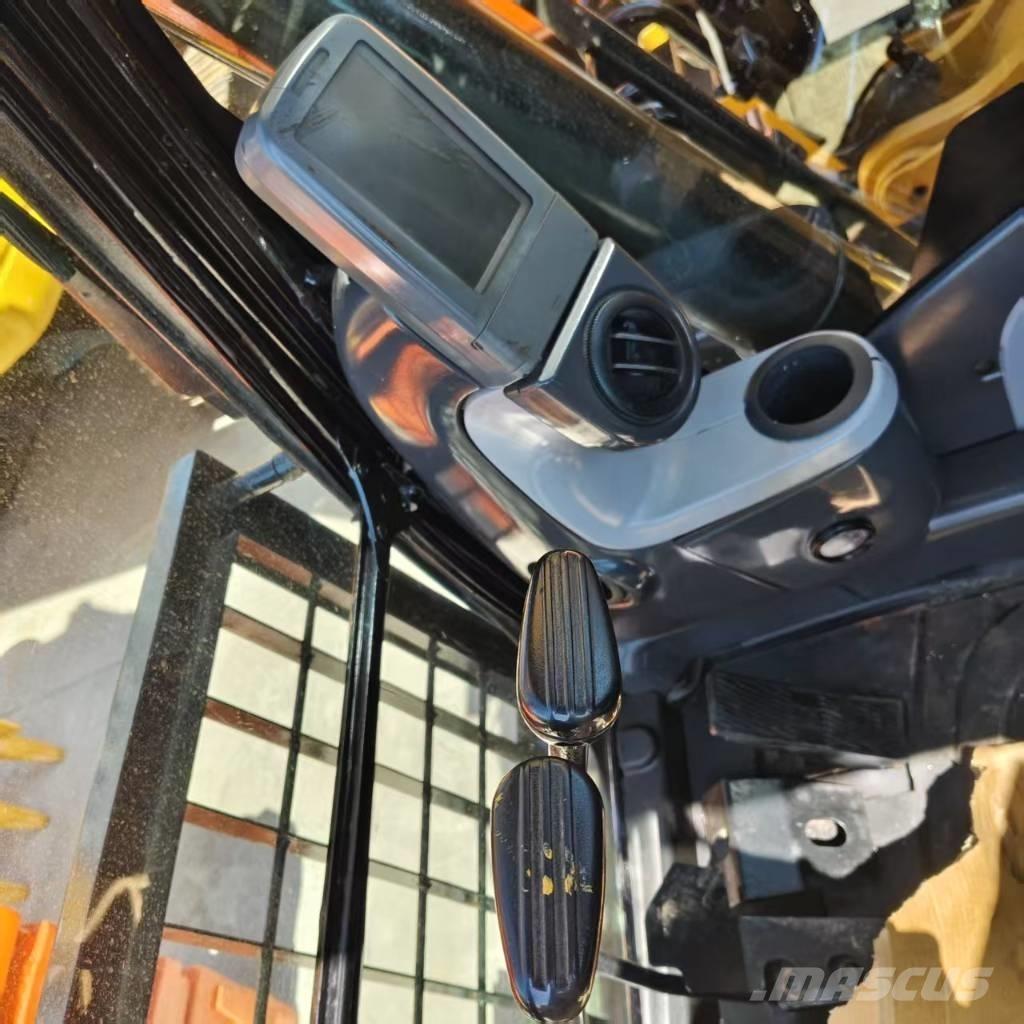 CAT 320 D Pelle sur chenilles