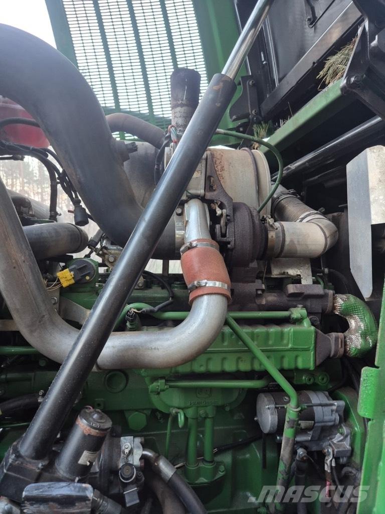 John Deere 1270 E Abatteuse