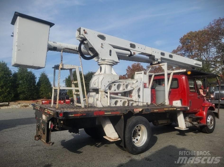 International 4300 Camion nacelle