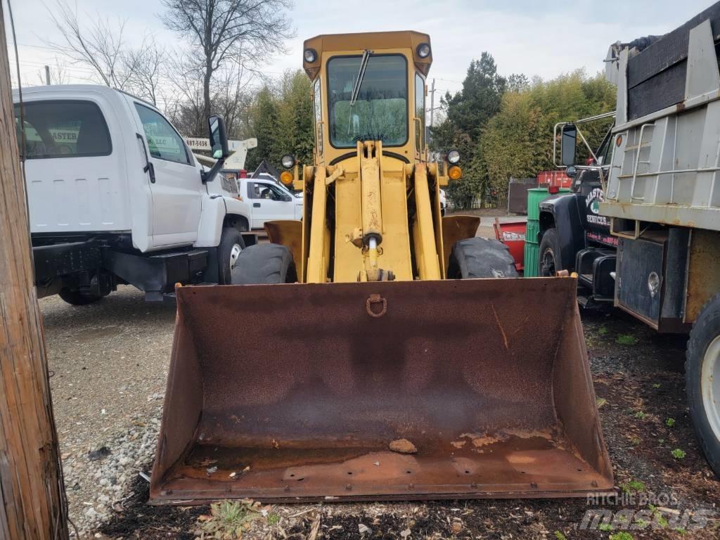 John Deere 444 A Chargeuse sur pneus