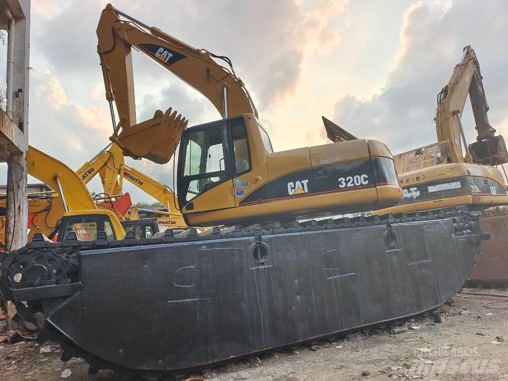 CAT 320 C Pelles amphibies