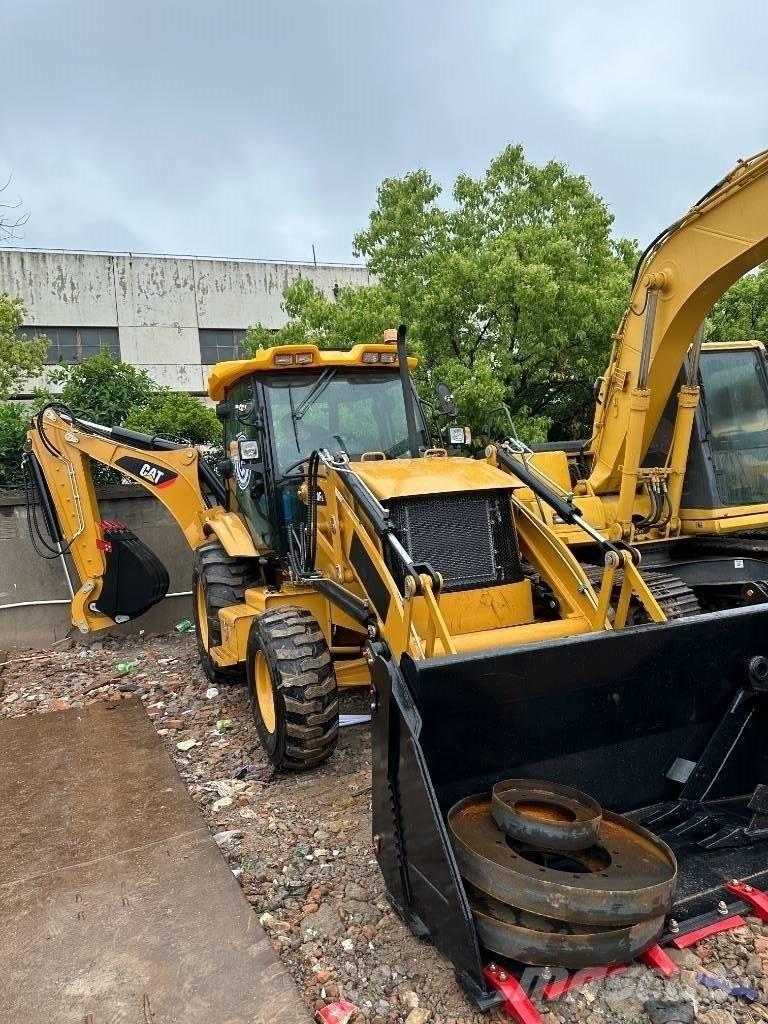 CAT 420 F Tractopelle