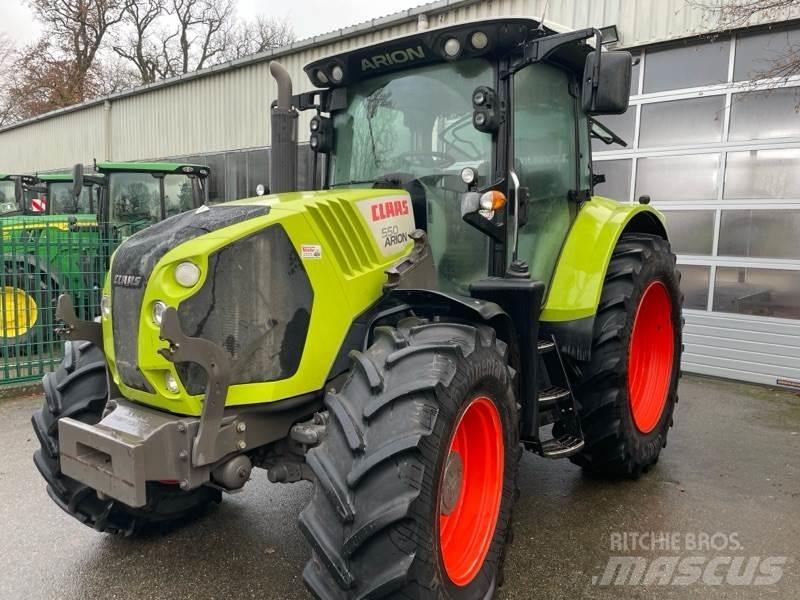 CLAAS ARION 550 Tracteur