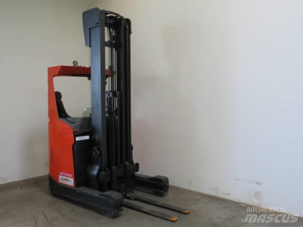 BT RR E 160 H Chariot à mât rétractable