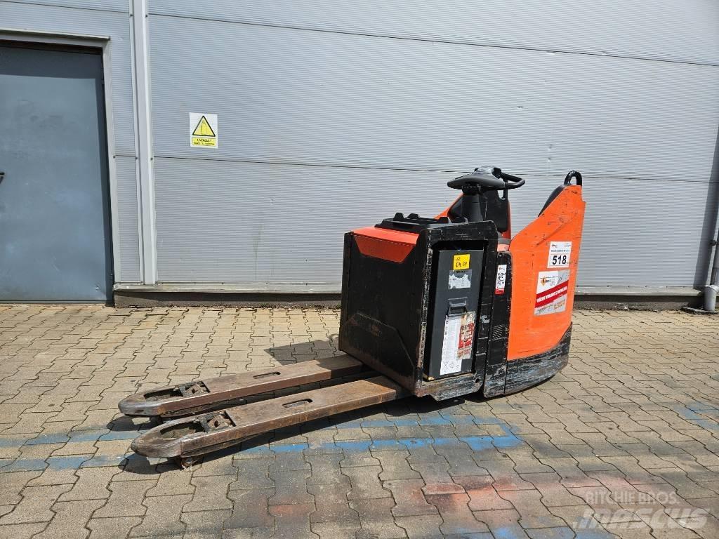 BT LPE250 Transpalette accompagnant porté debout