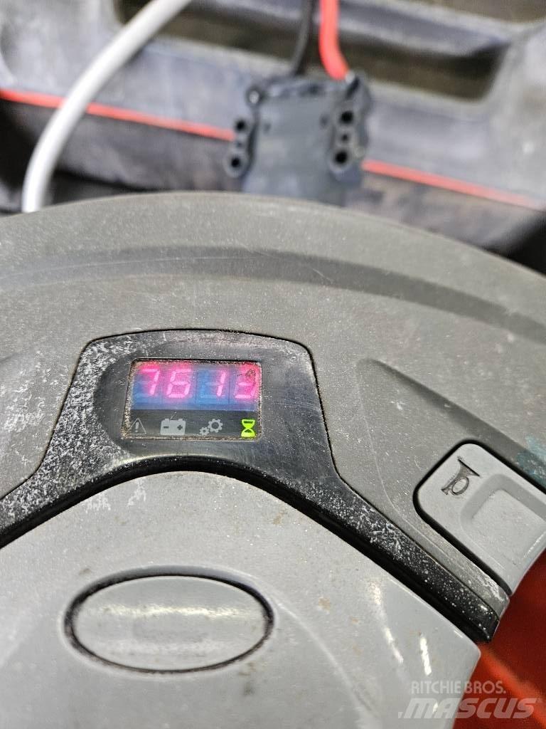 BT LPE250 Transpalette accompagnant porté debout