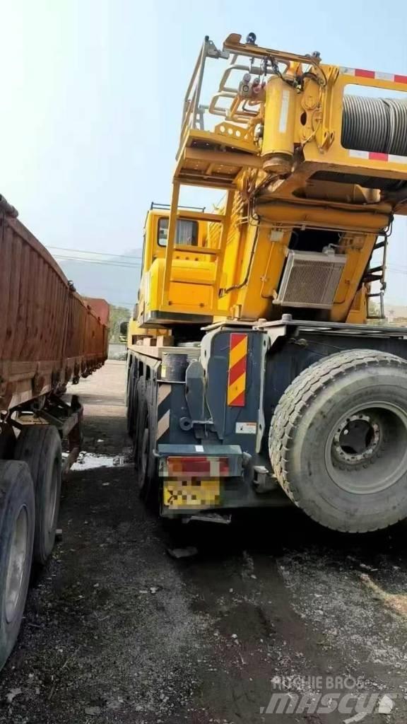 XCMG XCA130L7 Grues tout terrain