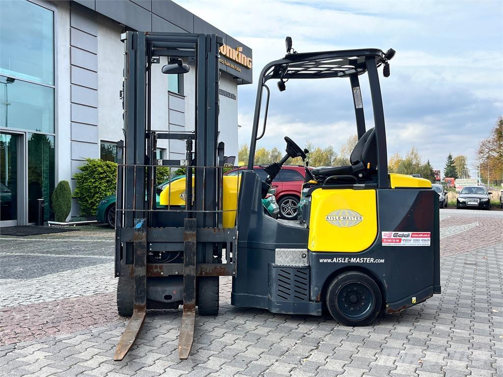 Aisle-Master 15NE Chariot élévateur étroit