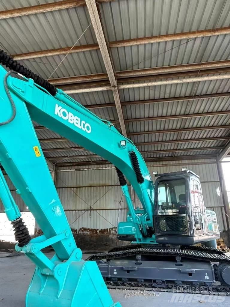 Kobelco SK200 Pelle sur chenilles