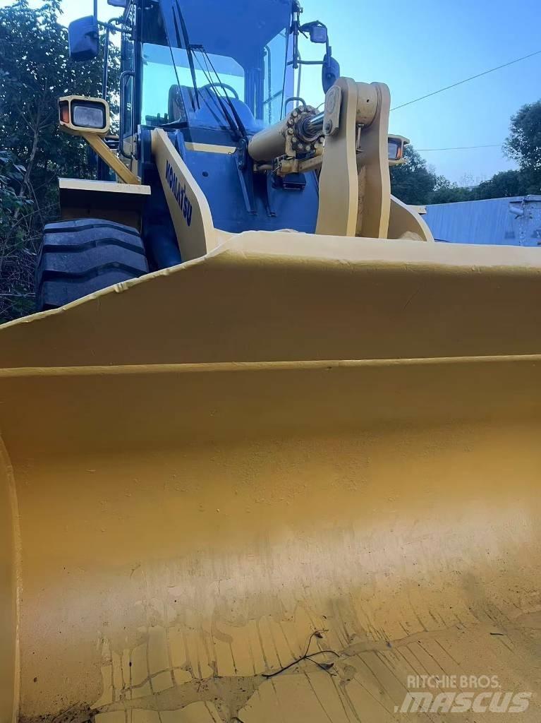 Komatsu WA 320 Chargeuse sur pneus
