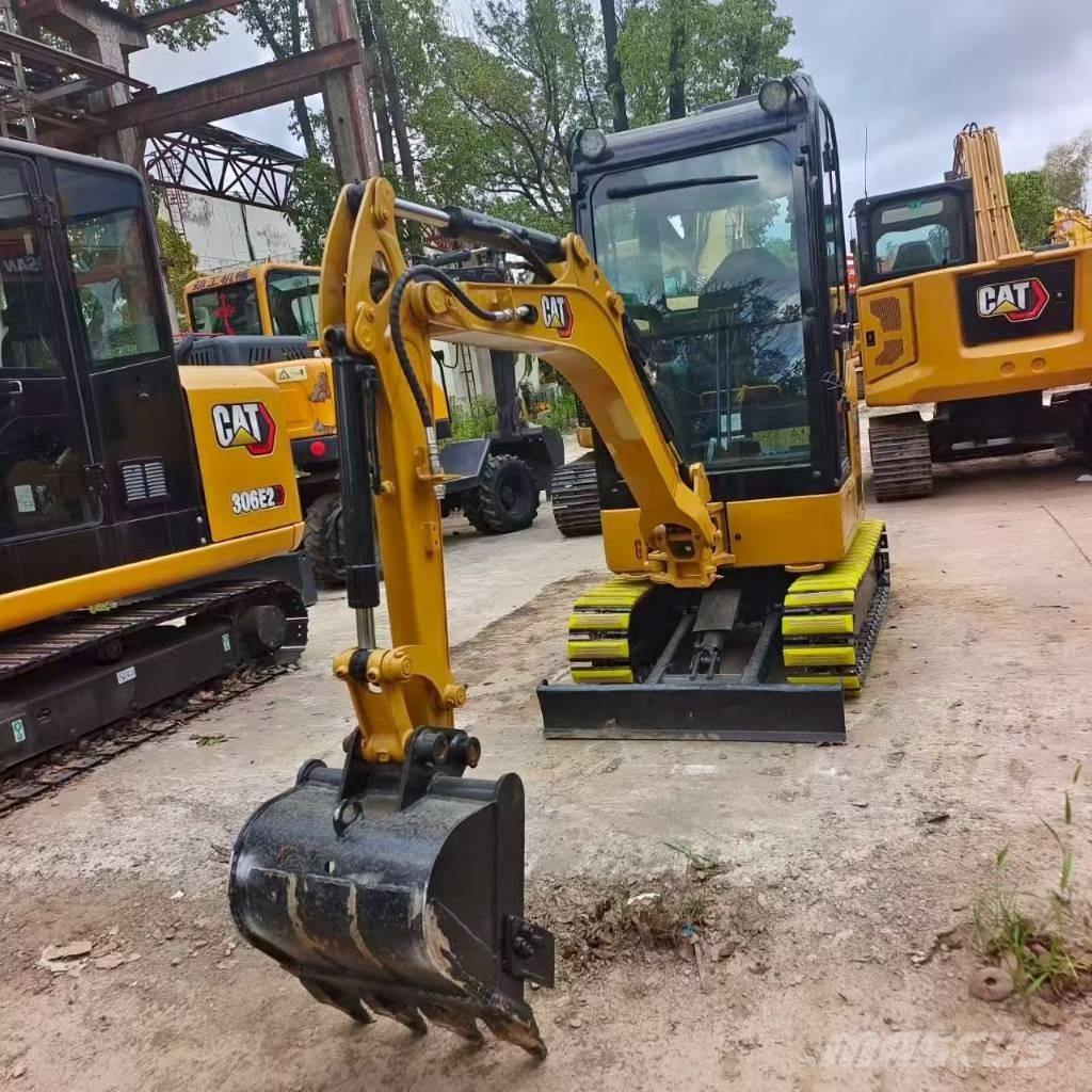 CAT 302 CR Mini pelle < 7t