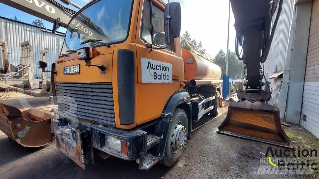 MAZ 533731 Motrici cisterna