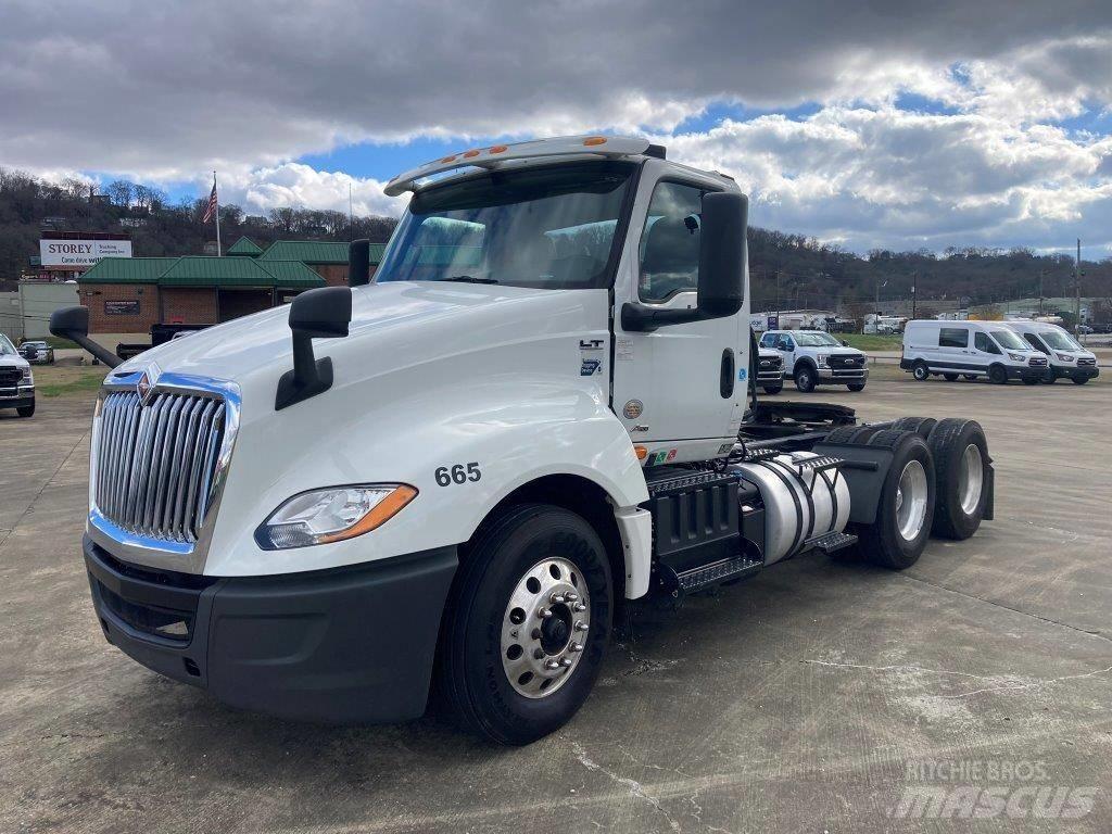 International LT Tracteur routier