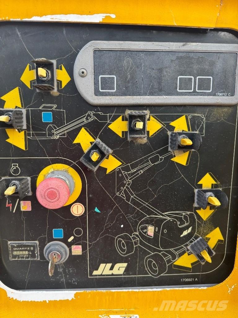 JLG 450 AJ Nacelles articulées