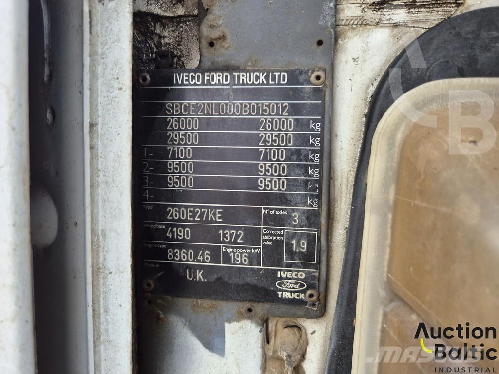 Iveco 260 E27 Camion benne