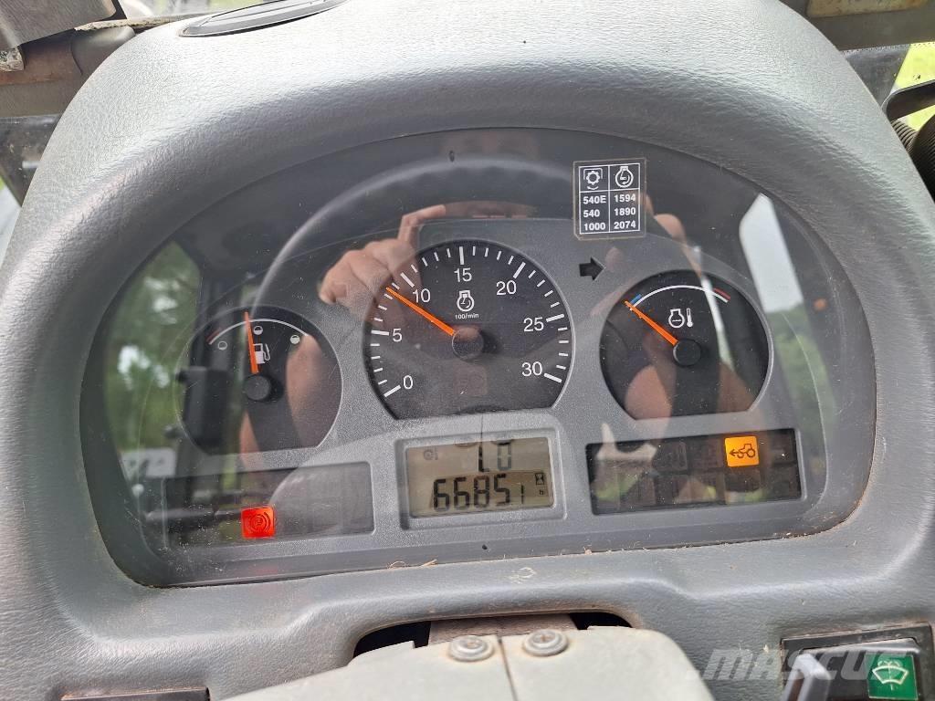 Valtra A 95 Tracteur