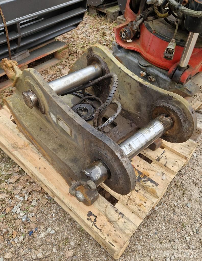 SMP S80 Snabbfäste Attache rapide pour godet