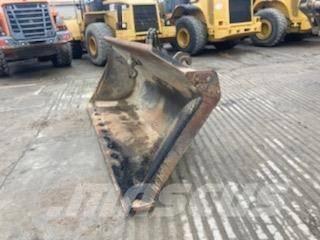JRB Bucket-Side Dump Godet