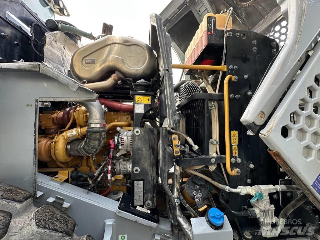 CAT 962 M / **NEW ENGINE** Chargeuse sur pneus