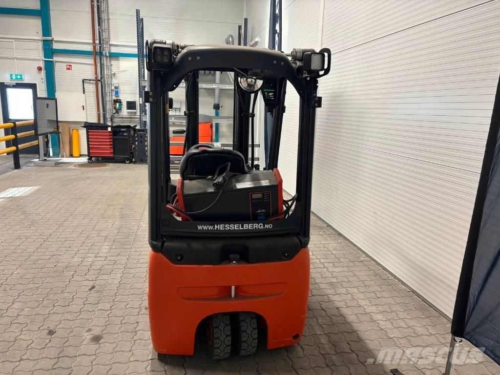 Linde E12-386 Chariots élévateurs électriques