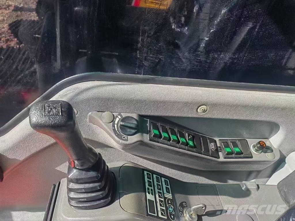 Volvo EC 290 Pelle sur chenilles