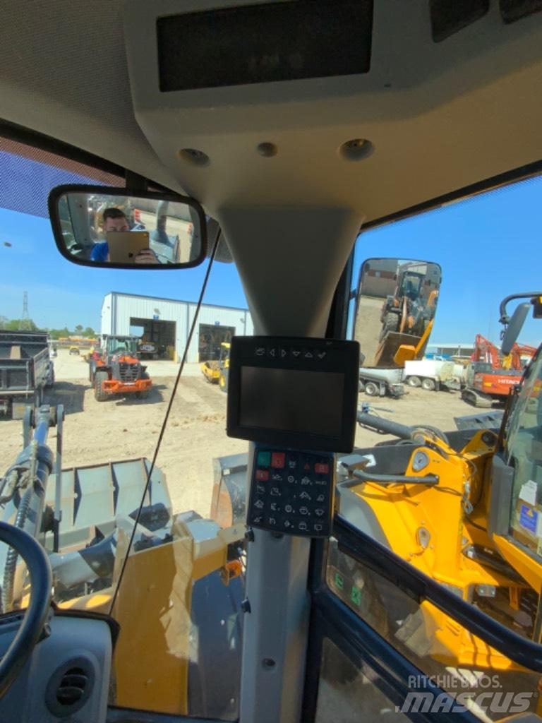 John Deere 544L Chargeuse sur pneus