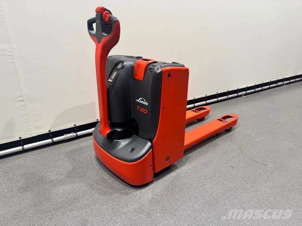 Linde T 20 Transpalette accompagnant