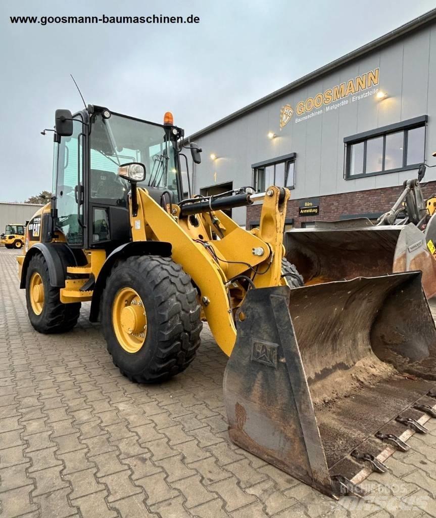 CAT 907 M Chargeuse sur pneus