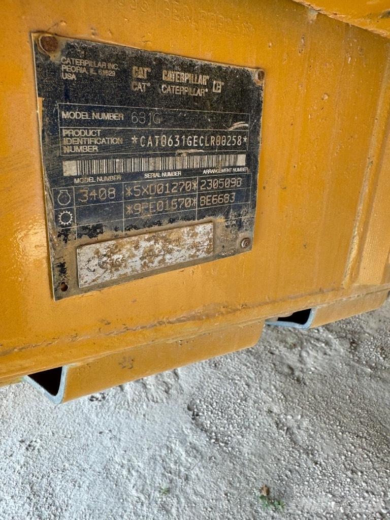 CAT 631 G Scraper