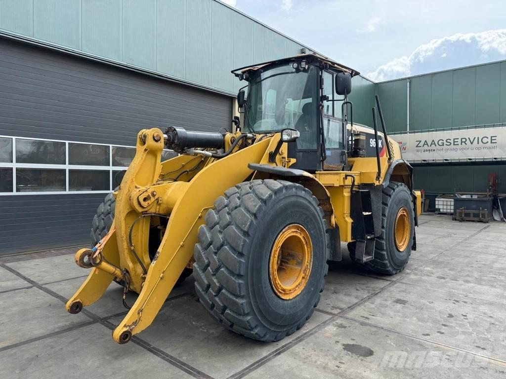 CAT 966 K Chargeuse sur pneus