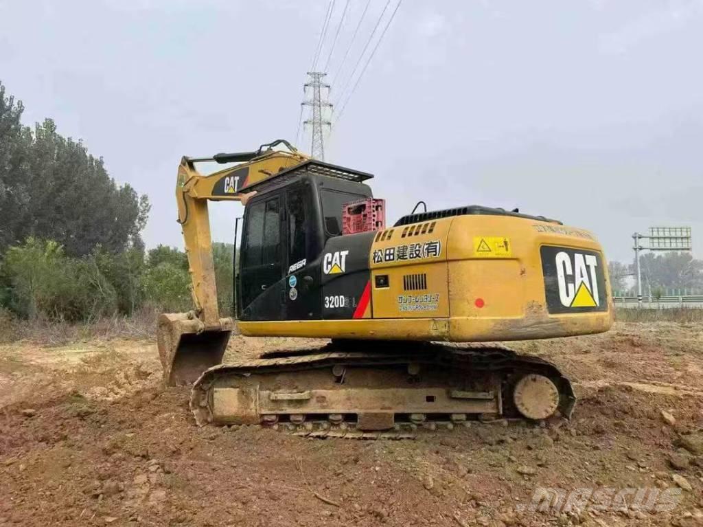 CAT 320 D L Pelle sur chenilles