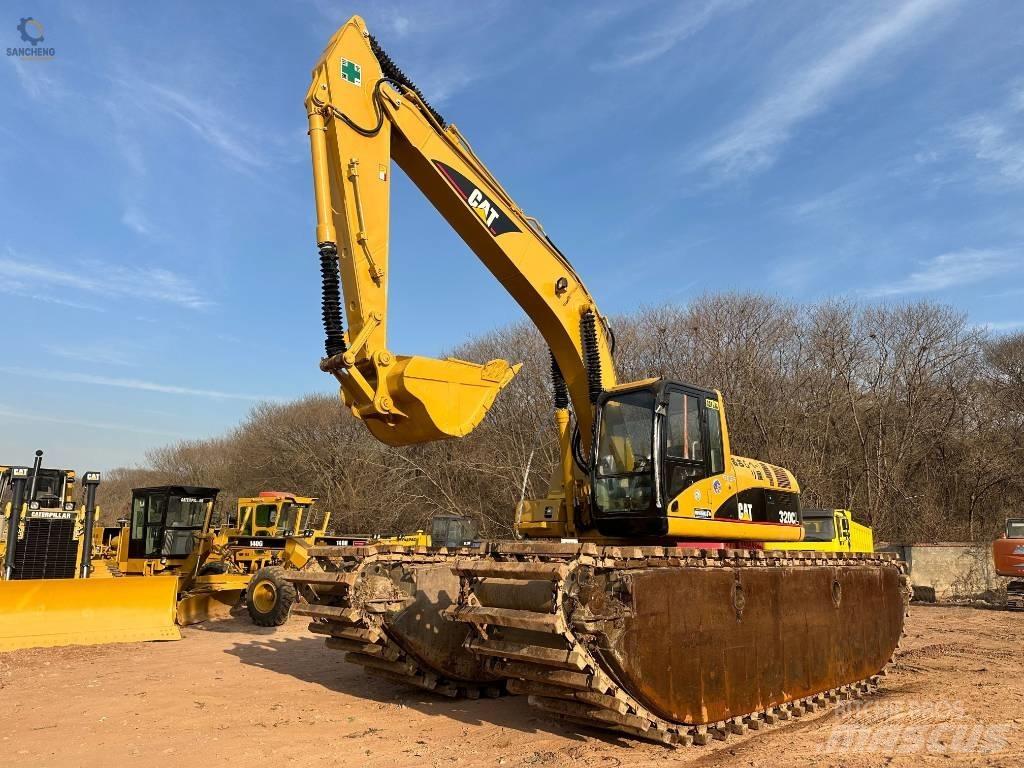 CAT 320 C L Pelles amphibies