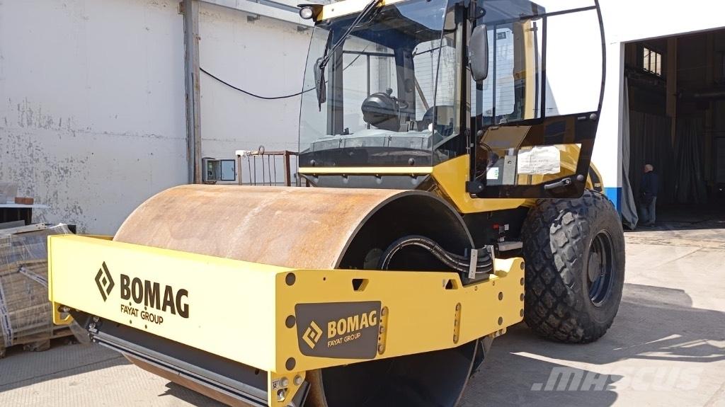 Bomag BW 212 D-5 SL Rouleaux monocylindre