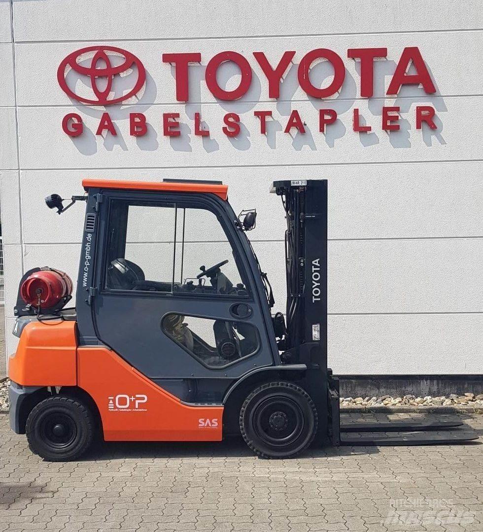 Toyota 02-8FGF25 Chariots GPL
