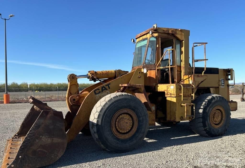CAT 966 D Chargeuse sur pneus