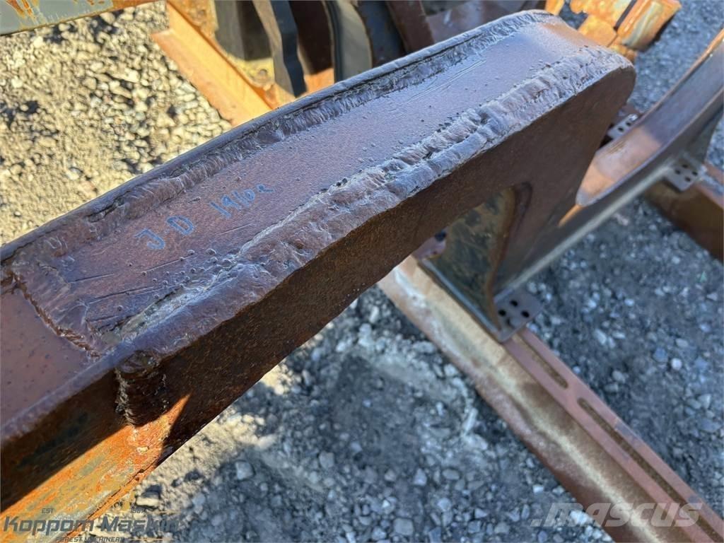 John Deere 1910 Autres accessoires pour matériel forestier