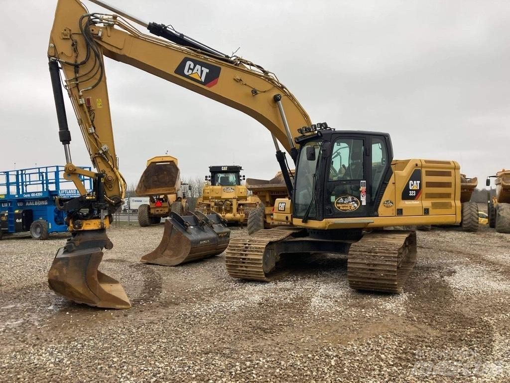 CAT 323 - nextgen Pelle sur chenilles