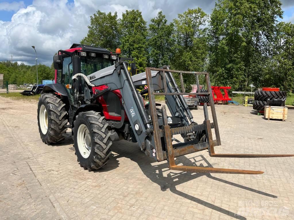 Valtra A 93 Tracteur