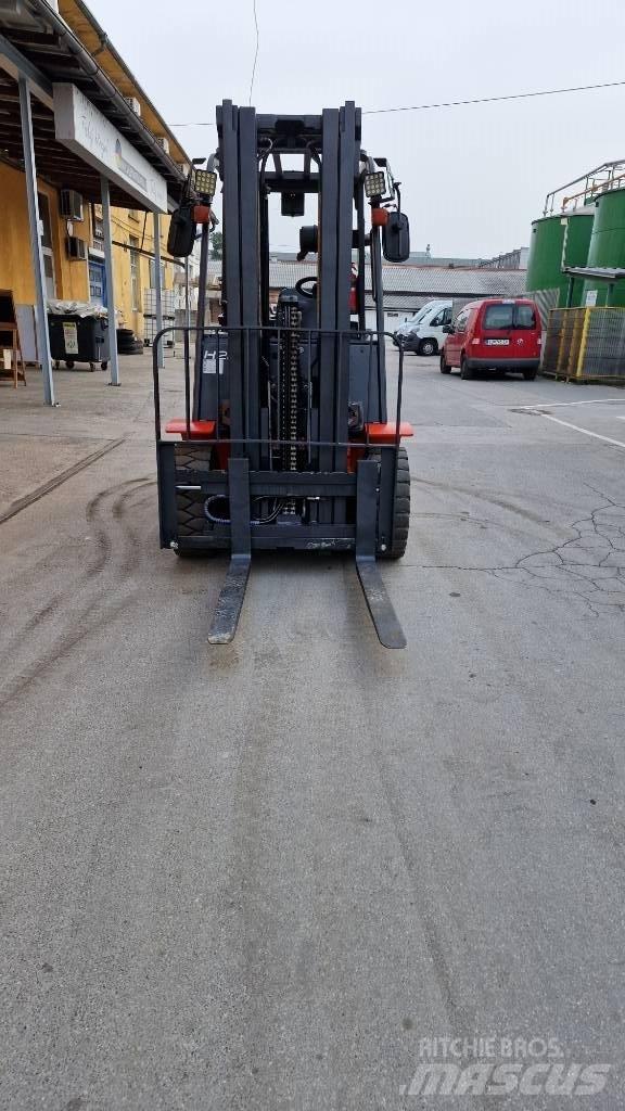 Linde H 25 D Chariots diesel