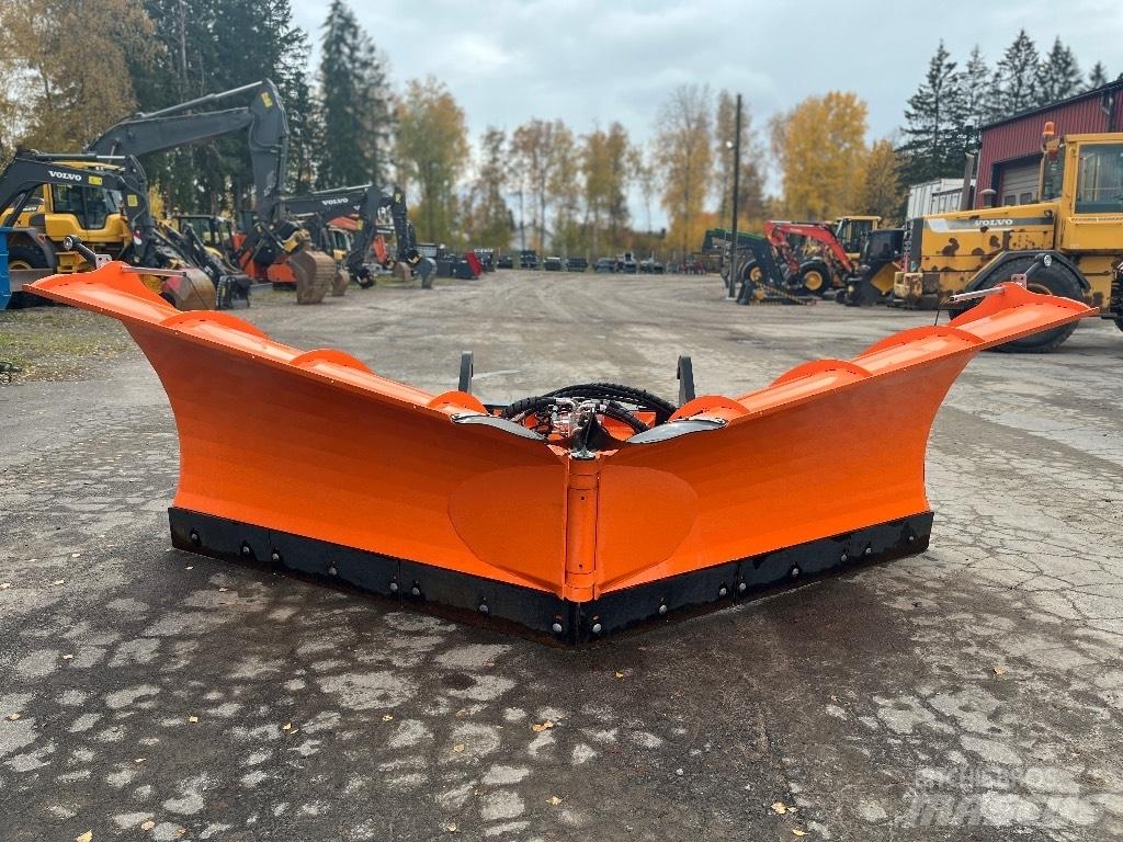 Pronar Vikplog 4m HD Chasse neige