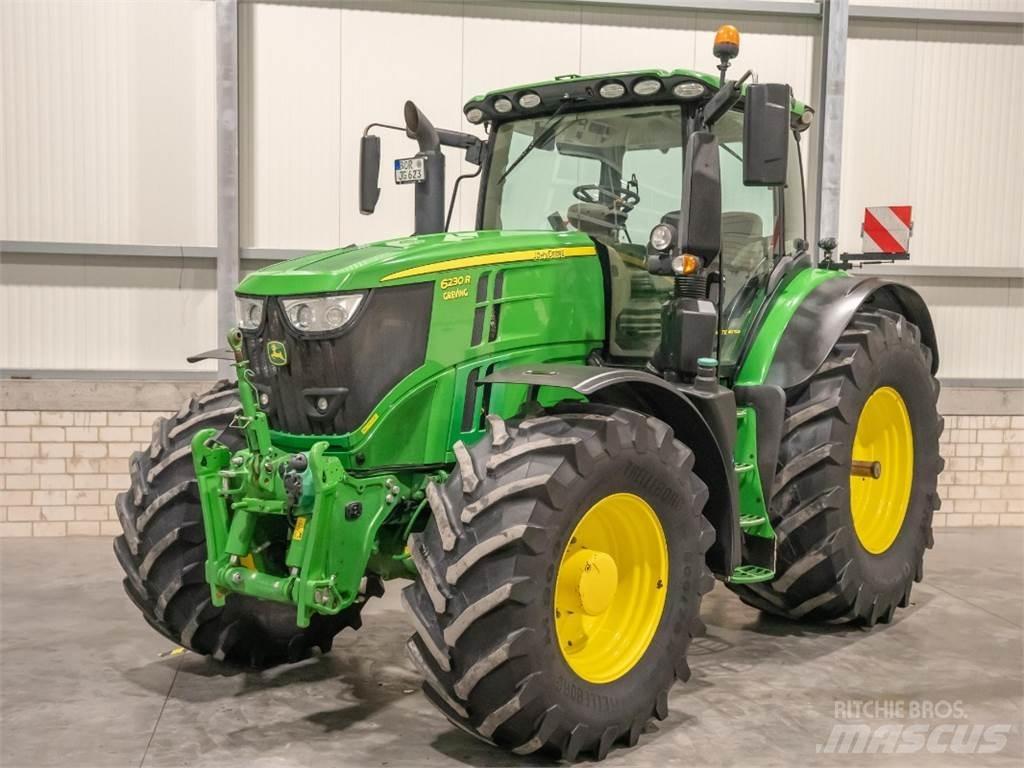 John Deere 6230R Tracteur