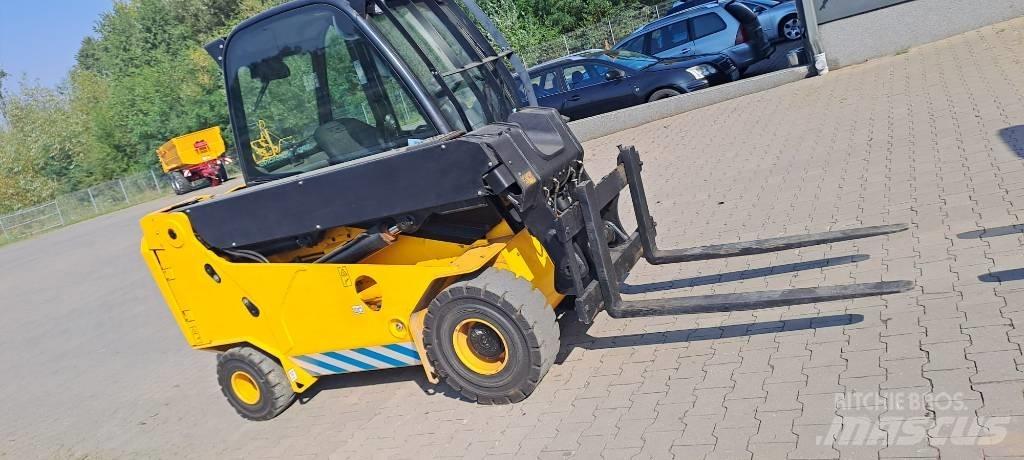 JCB TLT 30-19E 2WD Chariots élévateurs électriques