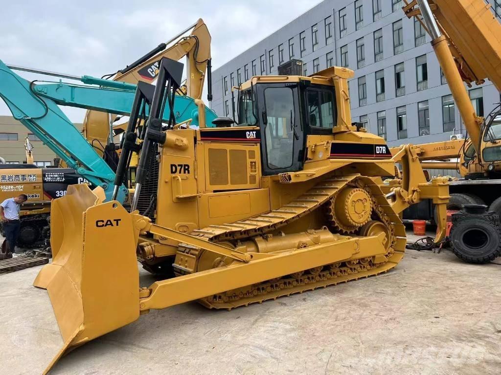 CAT D 7 R Bouteurs sur chenilles