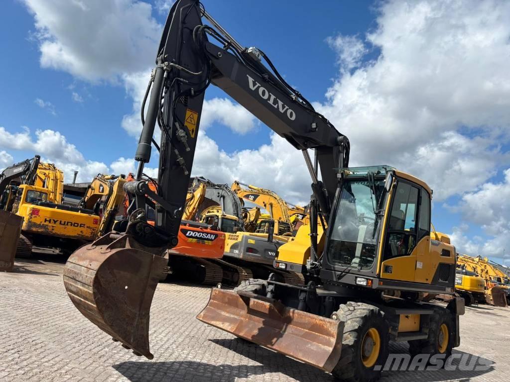 Volvo EW 140 D Pelle sur pneus