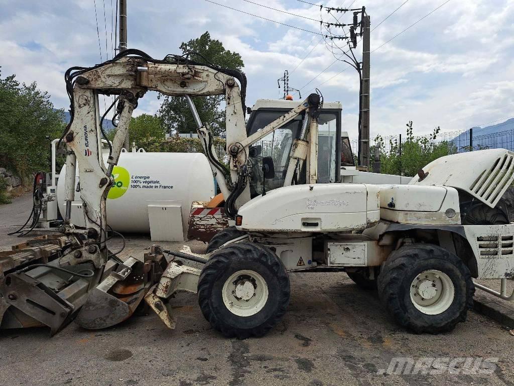 Mecalac 12 MTX Pelle sur pneus