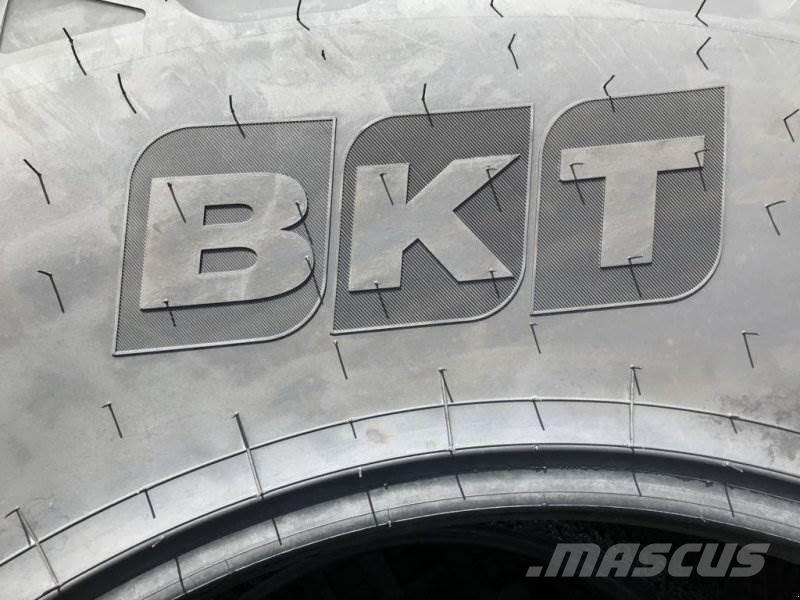 BKT 710/70R38 Pneus, roues et jantes