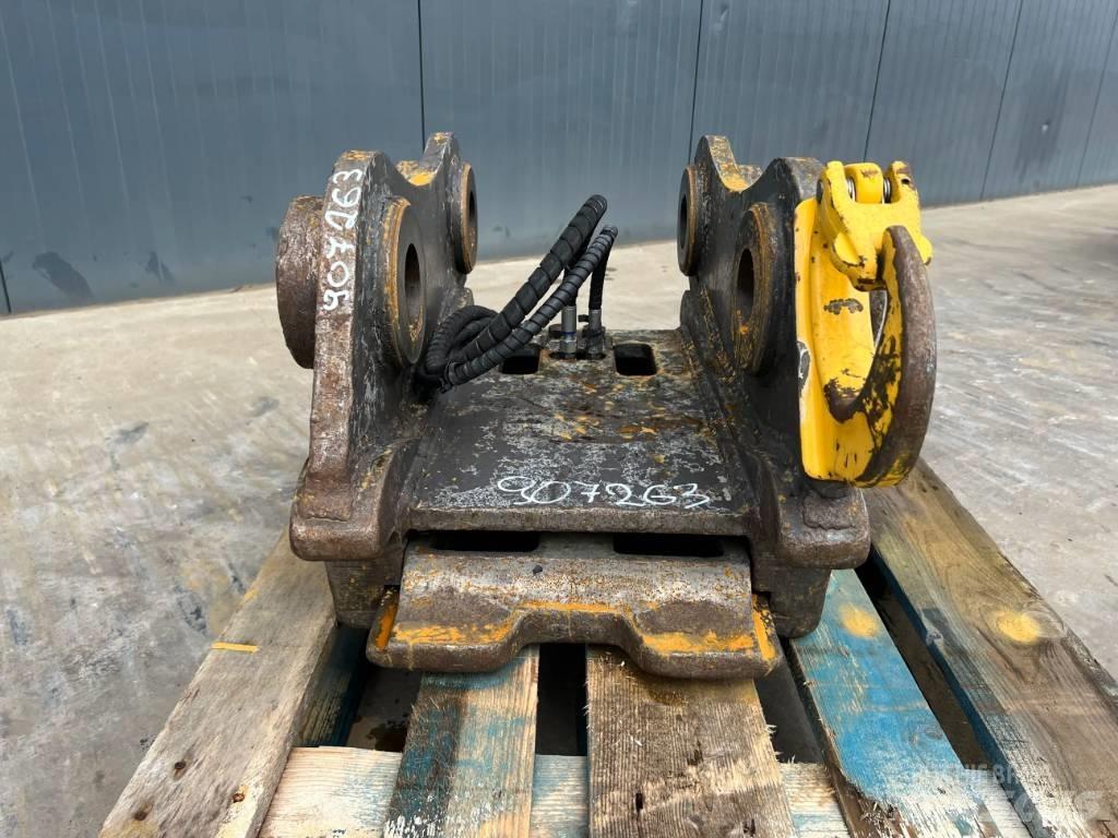 SMP S70 - 323D Attache rapide pour godet