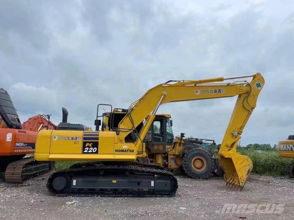 Komatsu PC220-8 Pelle sur chenilles